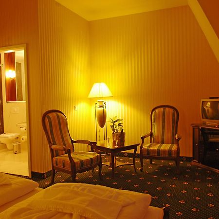 Müritz Hotel Harmonie Waren  Zimmer foto