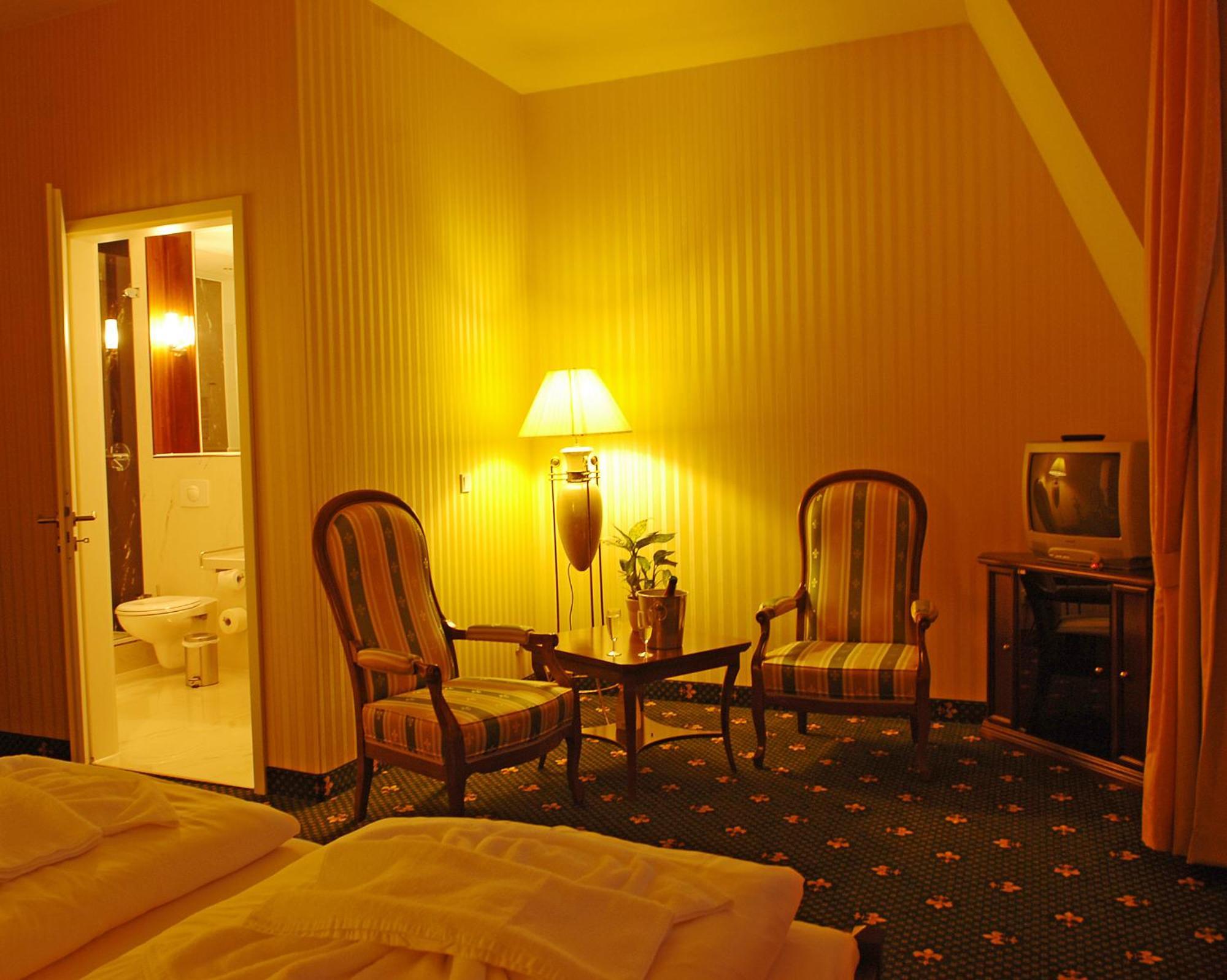 Müritz Hotel Harmonie Waren  Zimmer foto